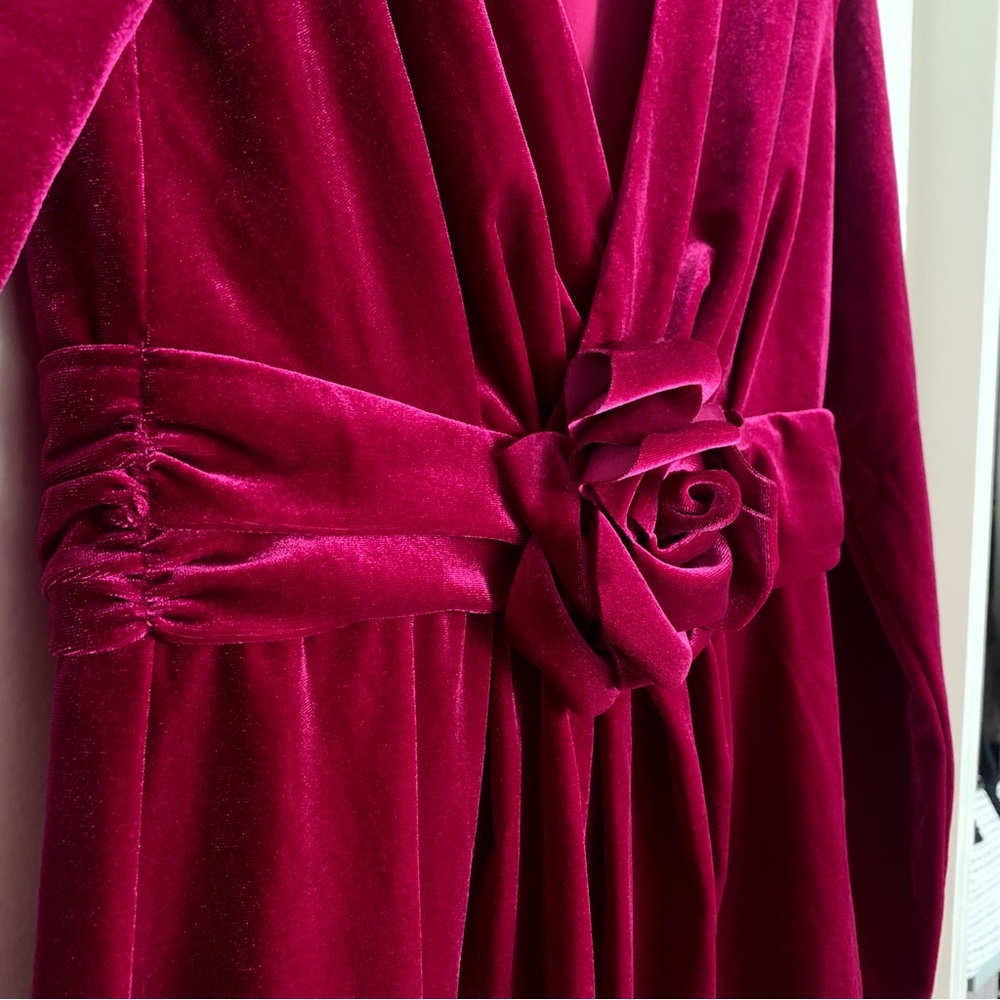 Aqua Velvet Rosette Bodycon Dress - Picture 6 of 13